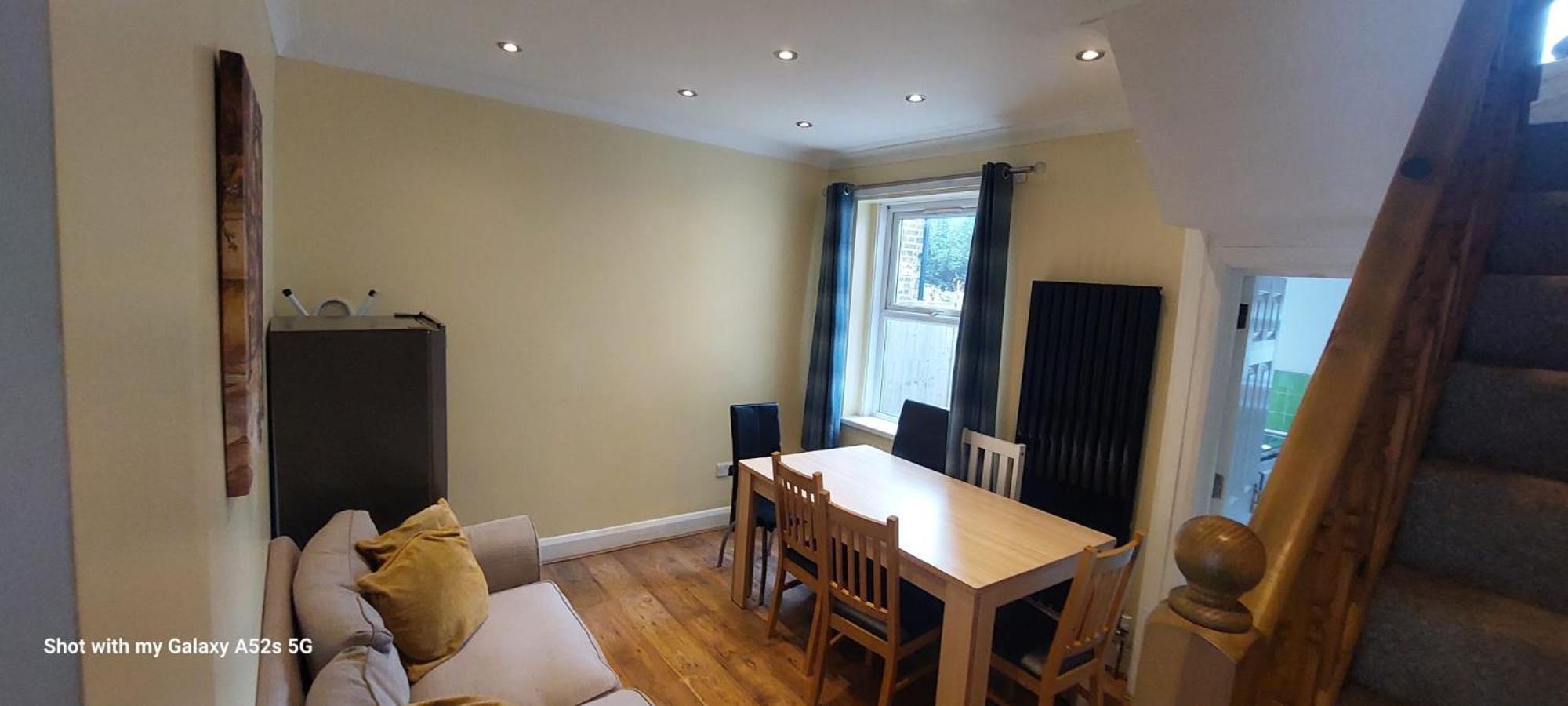 Three Bedroom House Lancaster Road Londen Buitenkant foto